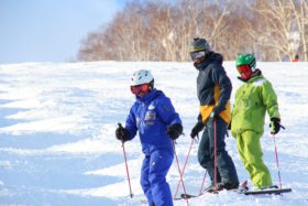 NAC SNOW SPORTS SCHOOL - 公益社団法人 日本プロスキー教師協会